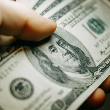 La Ley del Mercado de Valores de Bolivia es totalmente “policíaca”