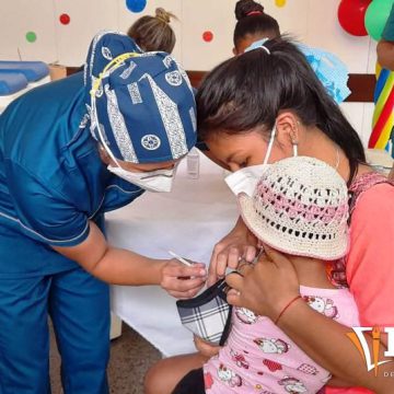 Salud recomienda vacunar a niños ante posible cuarto caso de sarampión