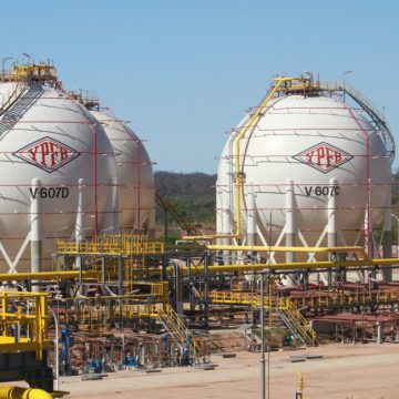 Caída exportaciones de gas provoca descenso del 33,8%