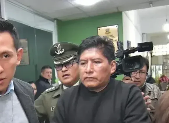 Rubén Ríos vinculado a irregularidades en subvención de harina